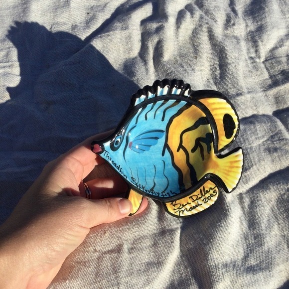 Art pottery ceramic threadfin butterflyfish trinket dish blue yellow signed fish - Picture 1 of 10